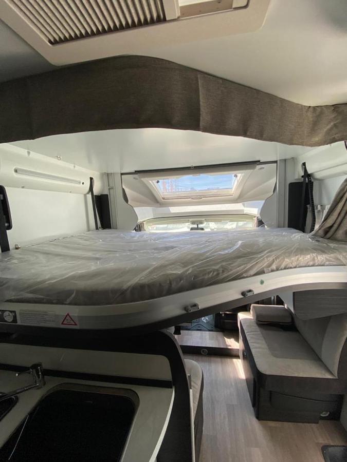 Magnifica Autocaravana Adria Matrix Axess 670Sl Granada Exterior photo